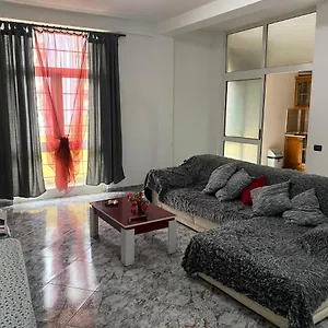Tirana Apartment Appartamento
