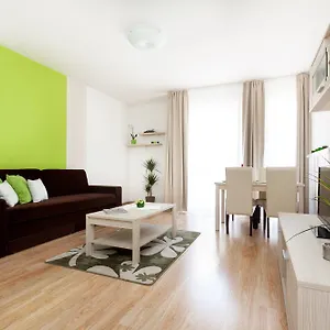 Corvin Plaza & Aparthotel Boedapest